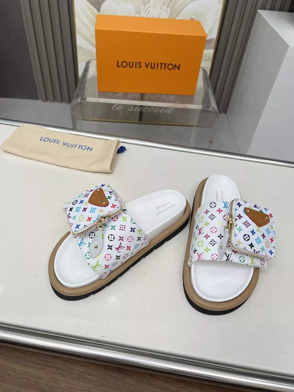 louis vuitton chaussons pour femme s_12ba4b01